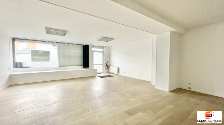 Ma-Cabane - Location Local commercial Saint-Étienne-du-Rouvray, 87 m²