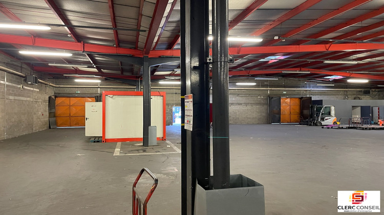 Ma-Cabane - Location Local commercial Saint-Étienne-du-Rouvray, 2080 m²