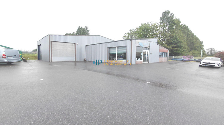 Ma-Cabane - Location Local commercial Saint-Évarzec, 360 m²