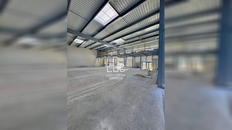 Ma-Cabane - Location Local commercial Saint-Aignan-Grandlieu, 1052 m²