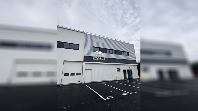 Ma-Cabane - Location Local commercial Saint-Aignan-Grandlieu, 258 m²