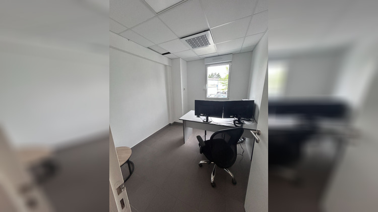 Ma-Cabane - Location Local commercial SAINT-AIGNAN-GRANDLIEU, 500 m²