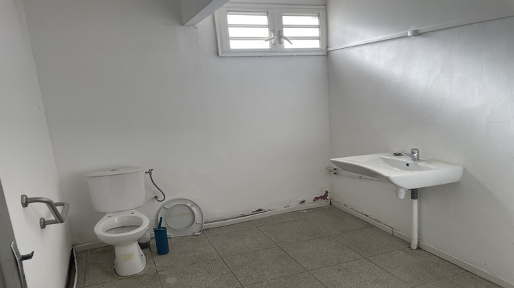 Ma-Cabane - Location Local commercial Saint-André, 90 m²