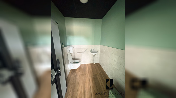 Ma-Cabane - Location Local commercial SAINT-ANDRE-D'APCHON, 63 m²