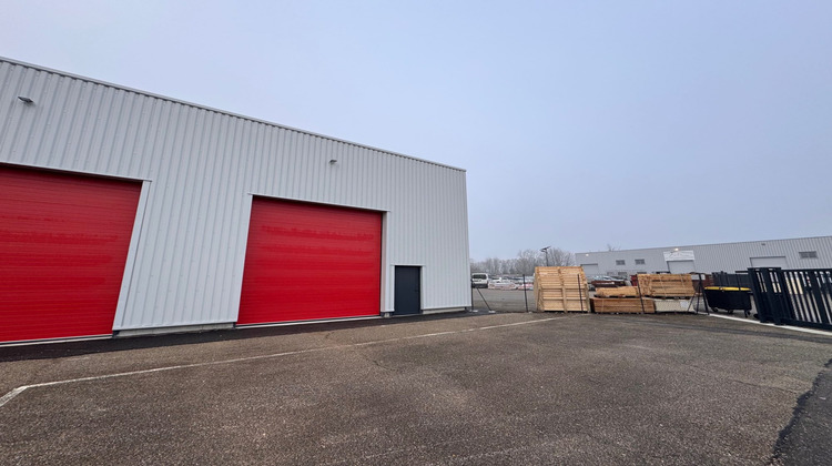 Ma-Cabane - Location Local commercial Saint-André-de-Corcy, 140 m²