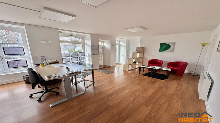 Ma-Cabane - Location Local commercial SAINT-AUBIN-DU-CORMIER, 77 m²