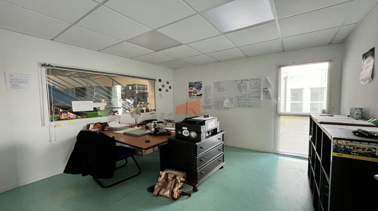 Ma-Cabane - Location Local commercial Saint-Aubin-du-Cormier, 240 m²