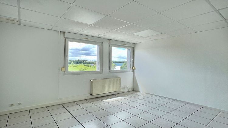 Ma-Cabane - Location Local commercial SAINT-AVOLD, 432 m²