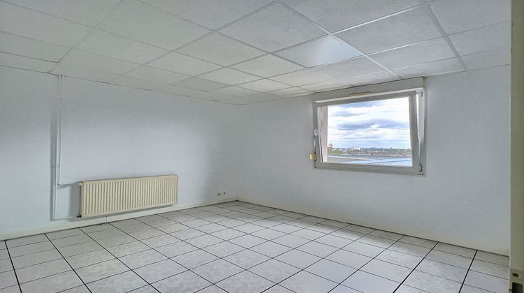 Ma-Cabane - Location Local commercial SAINT-AVOLD, 432 m²