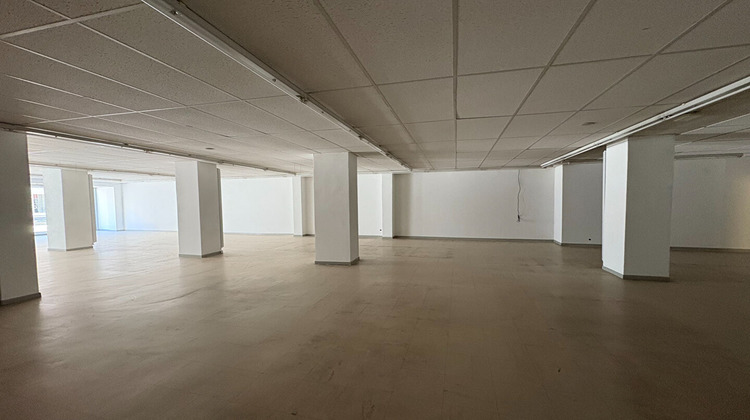 Ma-Cabane - Location Local commercial SAINT-AVOLD, 231 m²