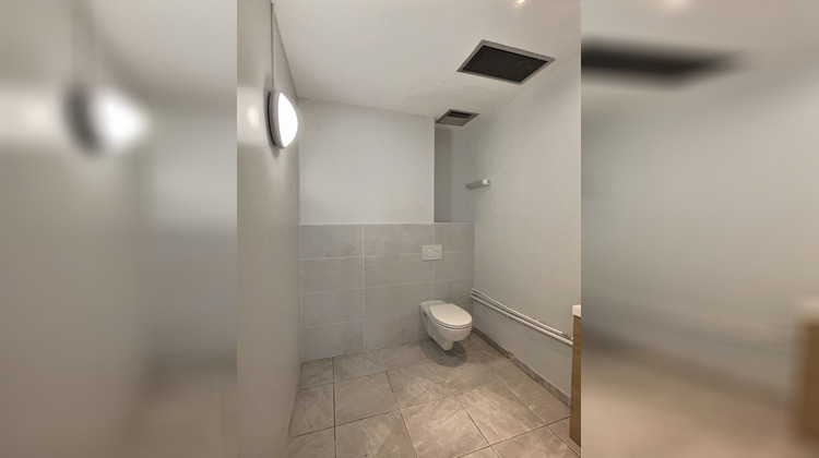 Ma-Cabane - Location Local commercial SAINT-AVOLD, 93 m²