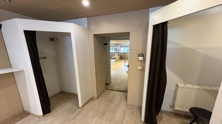 Ma-Cabane - Location Local commercial SAINT-AVOLD, 100 m²