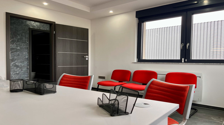 Ma-Cabane - Location Local commercial SAINT-AVOLD, 200 m²