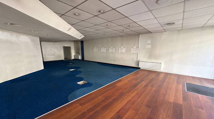 Ma-Cabane - Location Local commercial SAINT-AVOLD, 82 m²