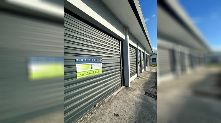 Ma-Cabane - Location Local commercial SAINT-BENOIT, 125 m²