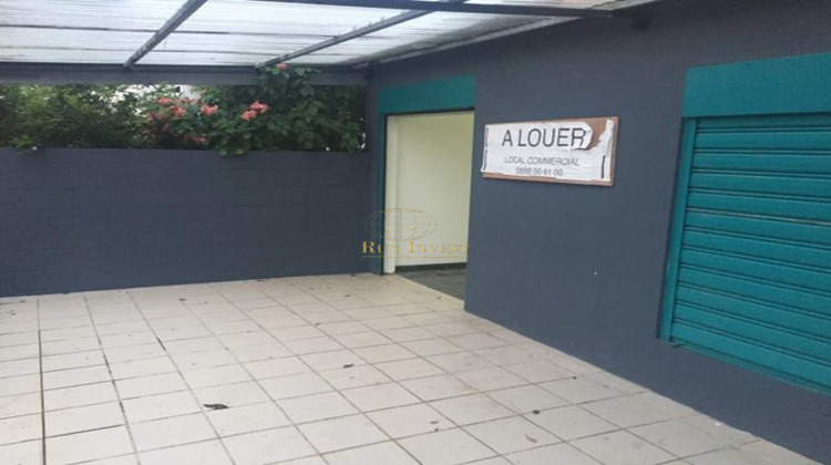 Ma-Cabane - Location Local commercial Saint-Benoît, 78 m²