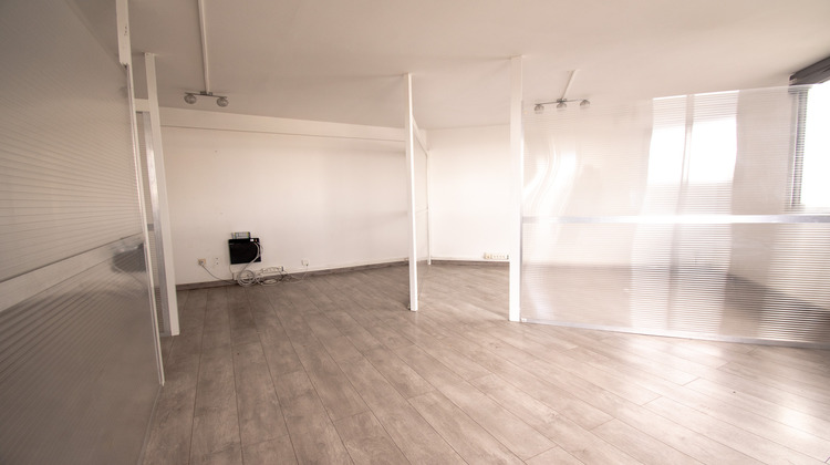 Ma-Cabane - Location Local commercial Saint-Benoît, 40 m²