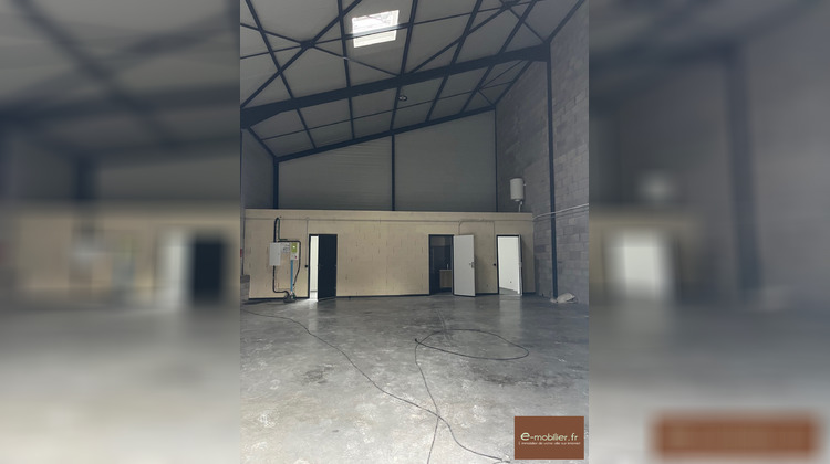 Ma-Cabane - Location Local commercial Saint-Béron, 150 m²