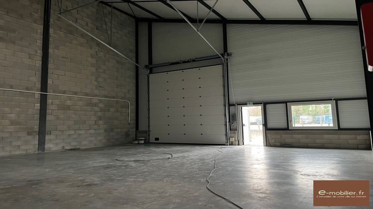 Ma-Cabane - Location Local commercial Saint-Béron, 150 m²