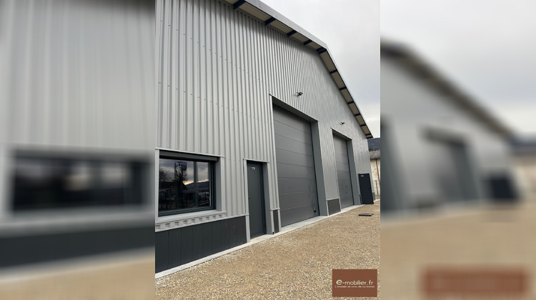 Ma-Cabane - Location Local commercial Saint-Béron, 150 m²