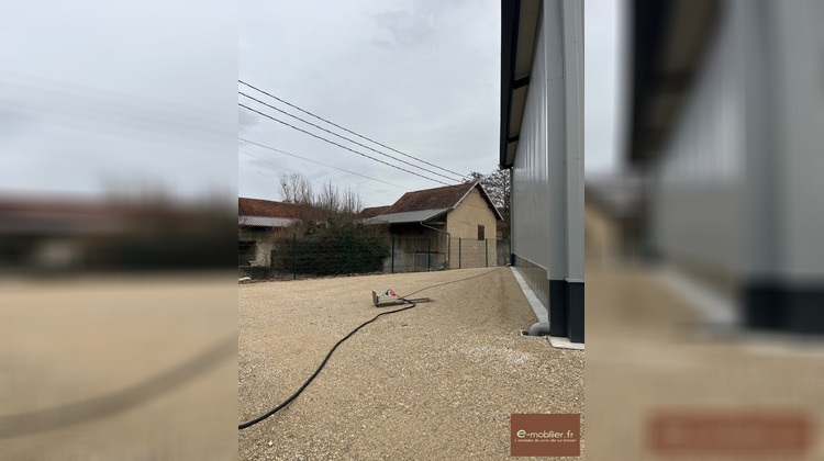 Ma-Cabane - Location Local commercial Saint-Béron, 150 m²