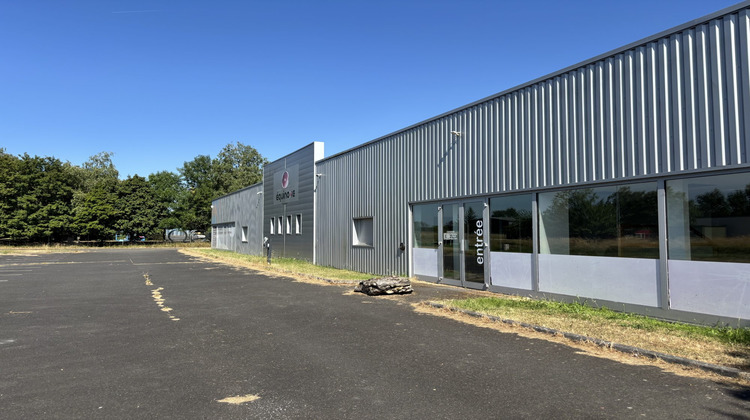 Ma-Cabane - Location Local commercial Saint-Branchs, 1000 m²