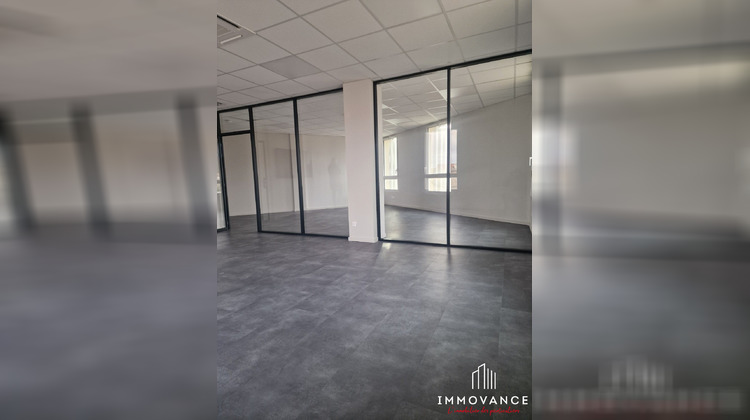 Ma-Cabane - Location Local commercial Saint-Brès, 67 m²