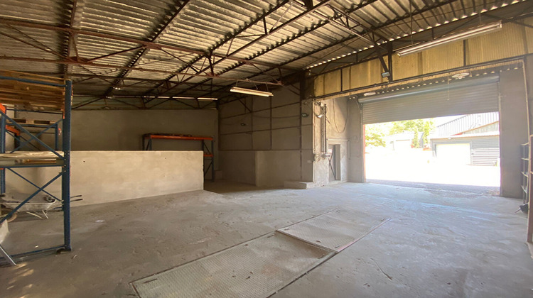Ma-Cabane - Location Local commercial SAINT-CANNAT, 280 m²