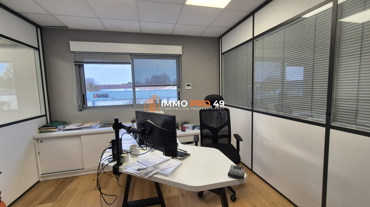 Ma-Cabane - Location Local commercial Saint-Christophe-du-Bois, 3340 m²