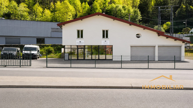Ma-Cabane - Location Local commercial Saint-Claude, 195 m²