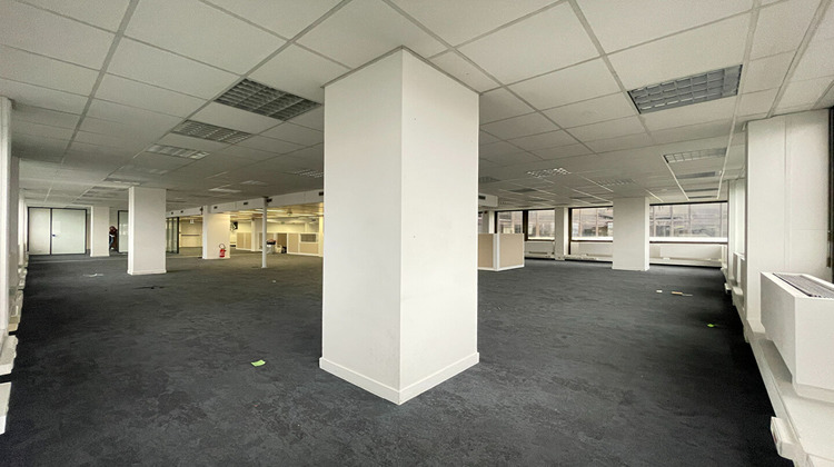 Ma-Cabane - Location Local commercial SAINT-CLOUD, 542 m²