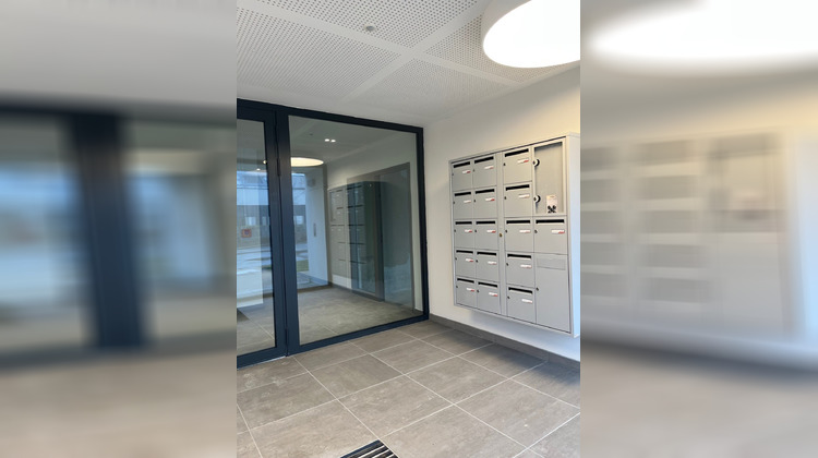 Ma-Cabane - Location Local commercial Saint-Contest, 181 m²