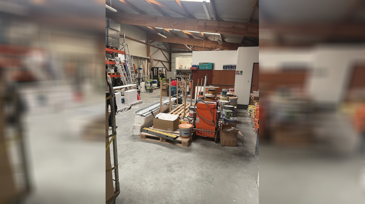 Ma-Cabane - Location Local commercial Saint-Contest, 250 m²