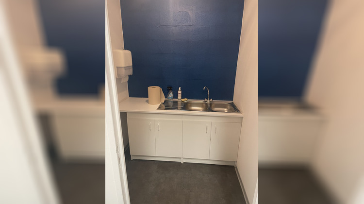 Ma-Cabane - Location Local commercial Saint-Contest, 250 m²