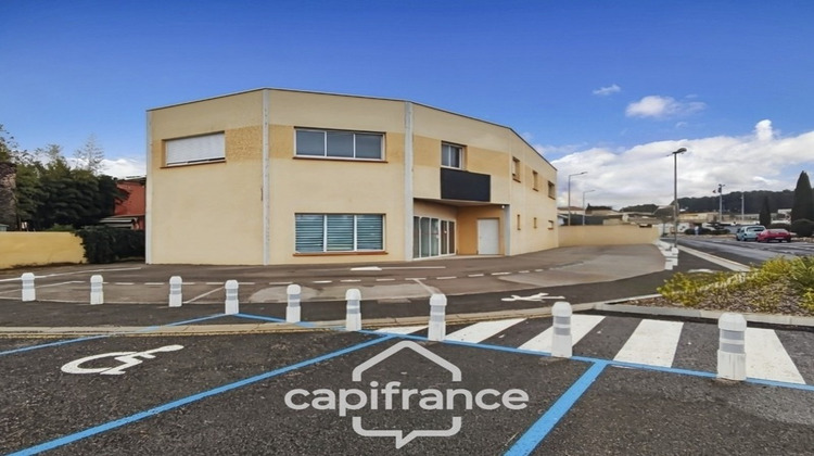Ma-Cabane - Location Local commercial SAINT CYPRIEN, 550 m²