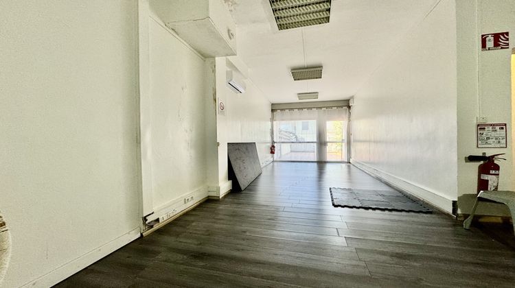 Ma-Cabane - Location Local commercial Saint-Denis, 60 m²