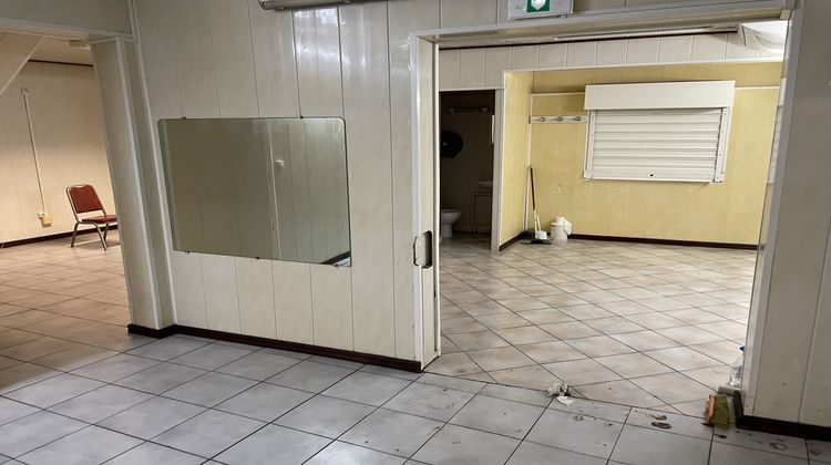 Ma-Cabane - Location Local commercial Saint-Denis, 105 m²