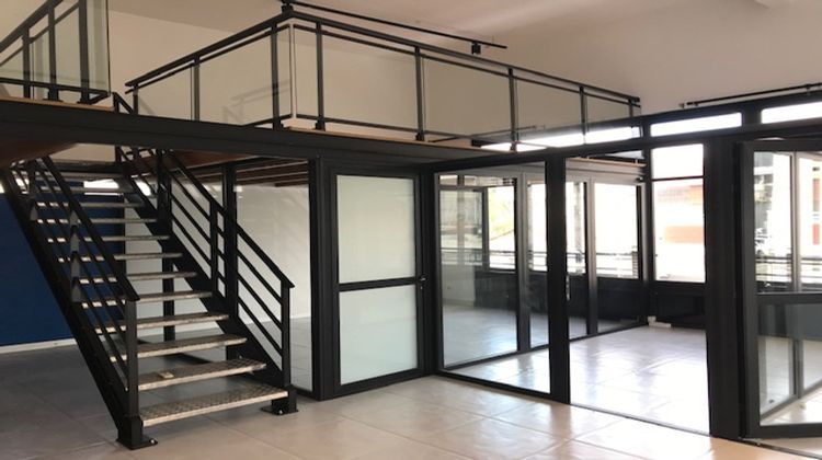 Ma-Cabane - Location Local commercial Saint-Denis, 120 m²