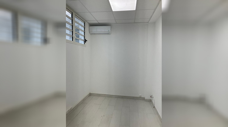 Ma-Cabane - Location Local commercial Saint-Denis, 36 m²