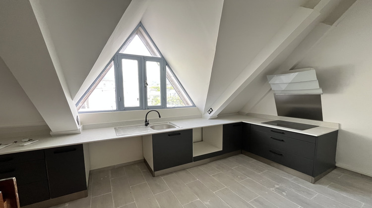 Ma-Cabane - Location Local commercial Saint-Denis, 77 m²