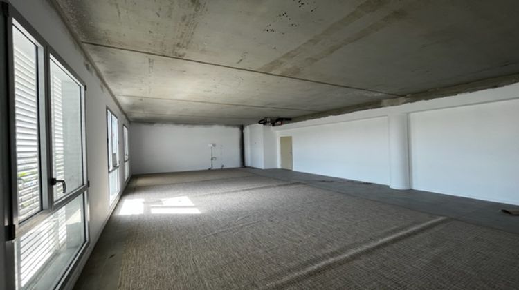 Ma-Cabane - Location Local commercial Saint Denis Chaudron, 222 m²