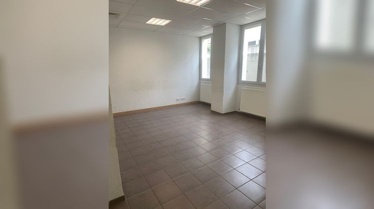 Ma-Cabane - Location Local commercial SAINT-ETIENNE, 296 m²