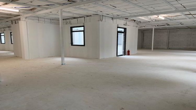 Ma-Cabane - Location Local commercial SAINT-ETIENNE, 463 m²