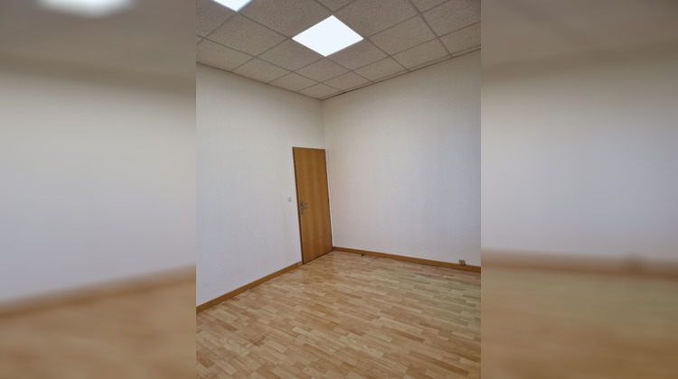 Ma-Cabane - Location Local commercial SAINT-ETIENNE, 116 m²