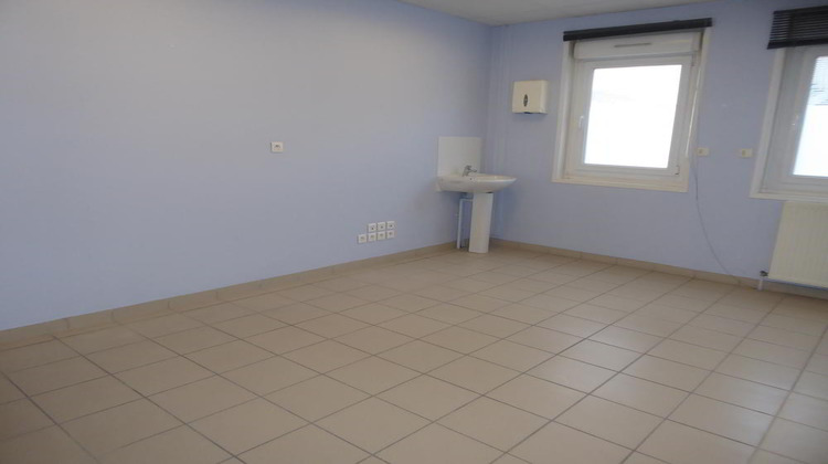 Ma-Cabane - Location Local commercial SAINT-ETIENNE, 255 m²