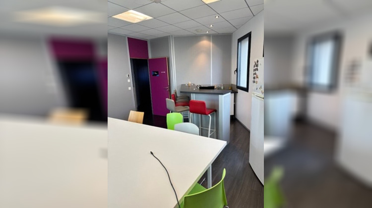 Ma-Cabane - Location Local commercial SAINT-ETIENNE, 232 m²
