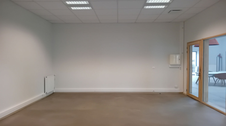 Ma-Cabane - Location Local commercial SAINT-ETIENNE, 46 m²