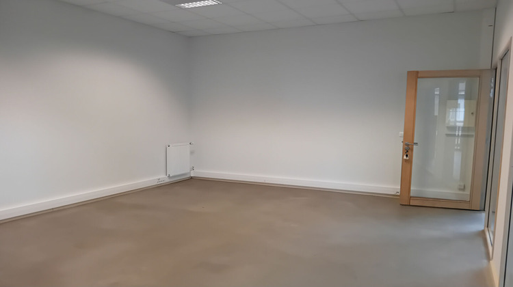 Ma-Cabane - Location Local commercial SAINT-ETIENNE, 46 m²