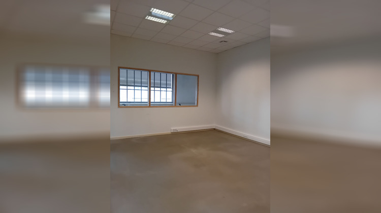Ma-Cabane - Location Local commercial SAINT-ETIENNE, 46 m²