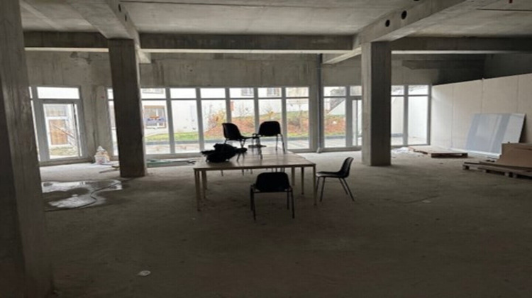 Ma-Cabane - Location Local commercial SAINT-ETIENNE, 186 m²